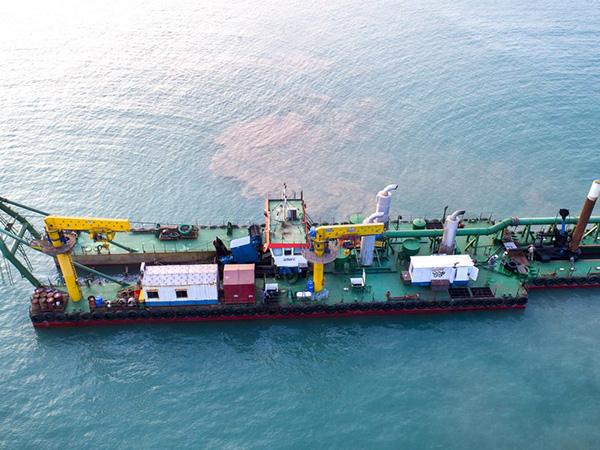 Jet suction dredger is widely used to recover materials from great depths