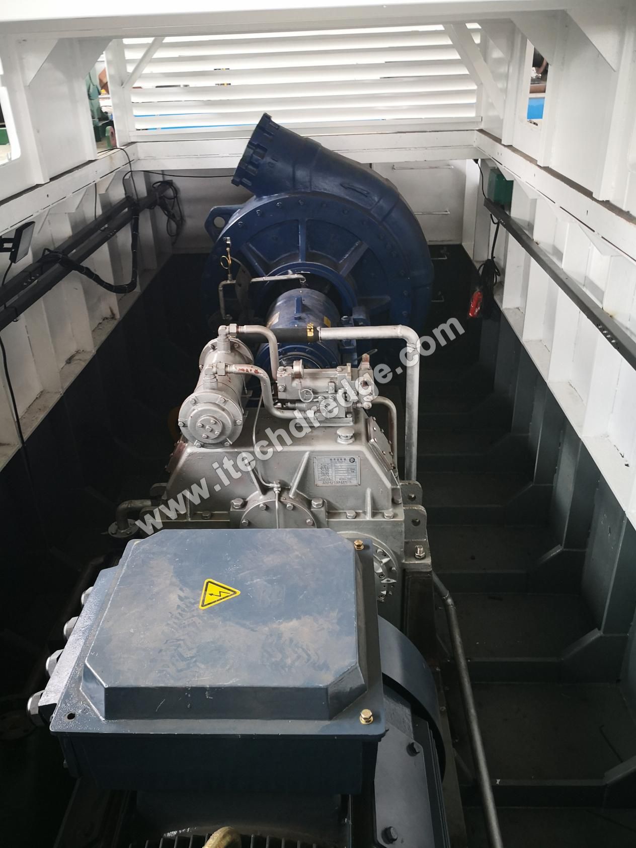 Cutter Suction Dredger Positioning and Maneuvering